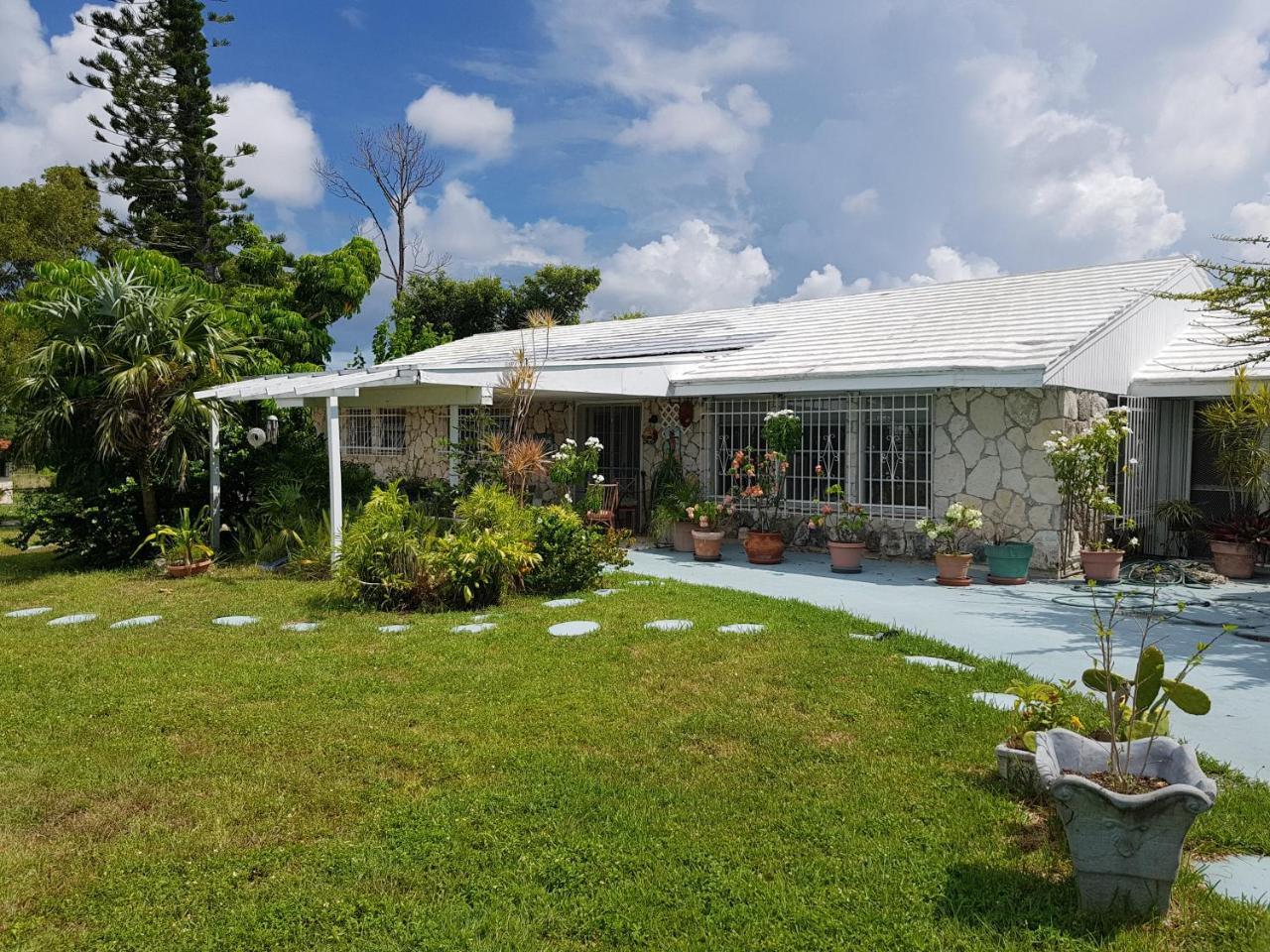Bajamar Your Second Home Guest Property Freeport Eksteriør bilde